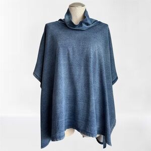 Juicy Couture Heather Blue Chambray Poncho Size Medium